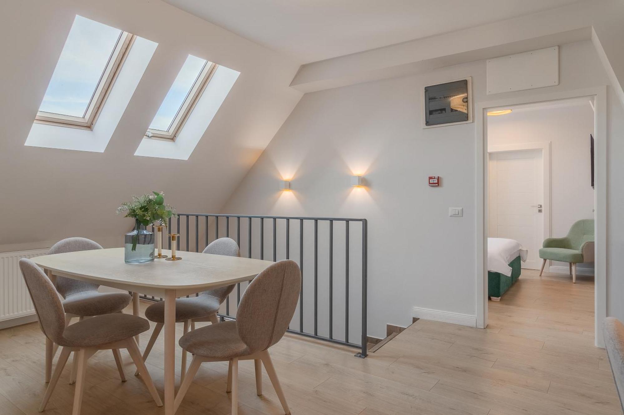 Dozsa Residence オラデア エクステリア 写真