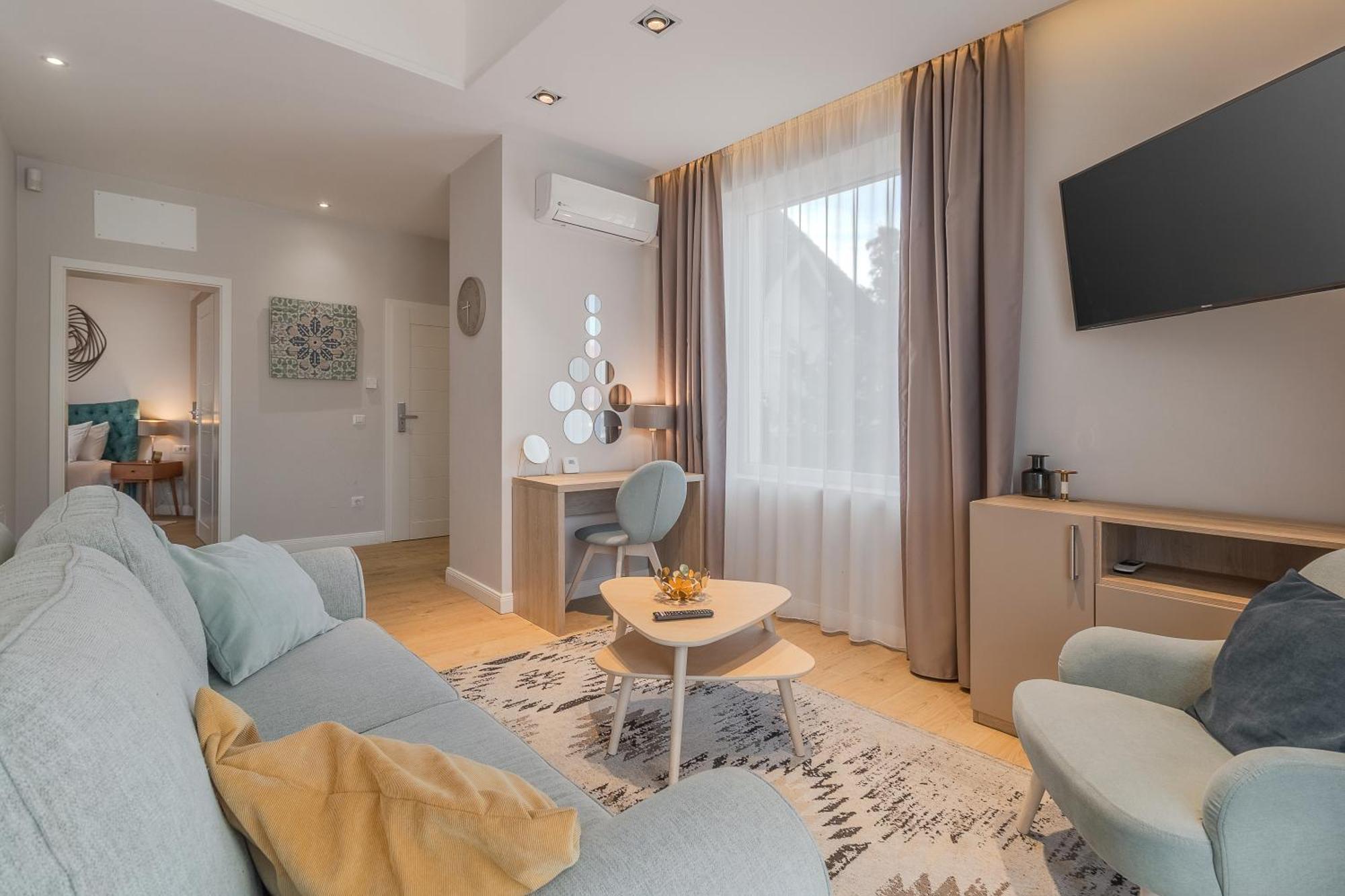 Dozsa Residence オラデア エクステリア 写真